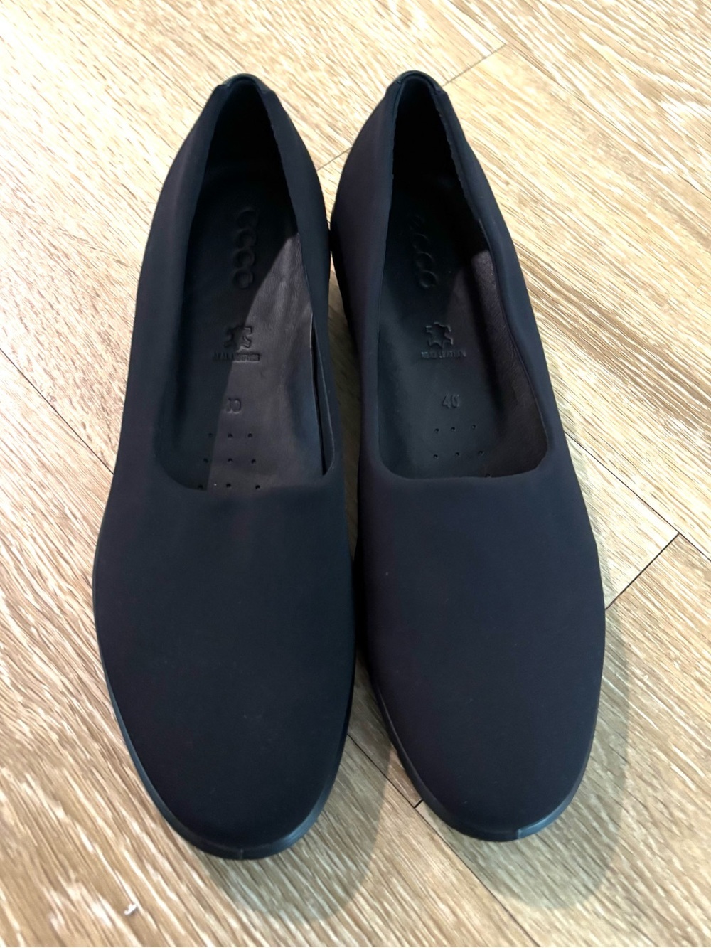 Ecco Women’s Felicia Wedge Leather & Black Neoprene Slip-on Stretch 9.5M